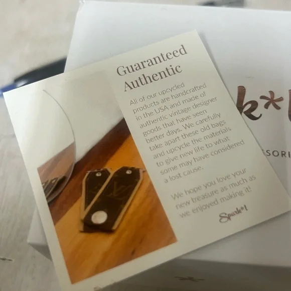 Spark*l LV Apple Watch Band - Picture 12 of 12